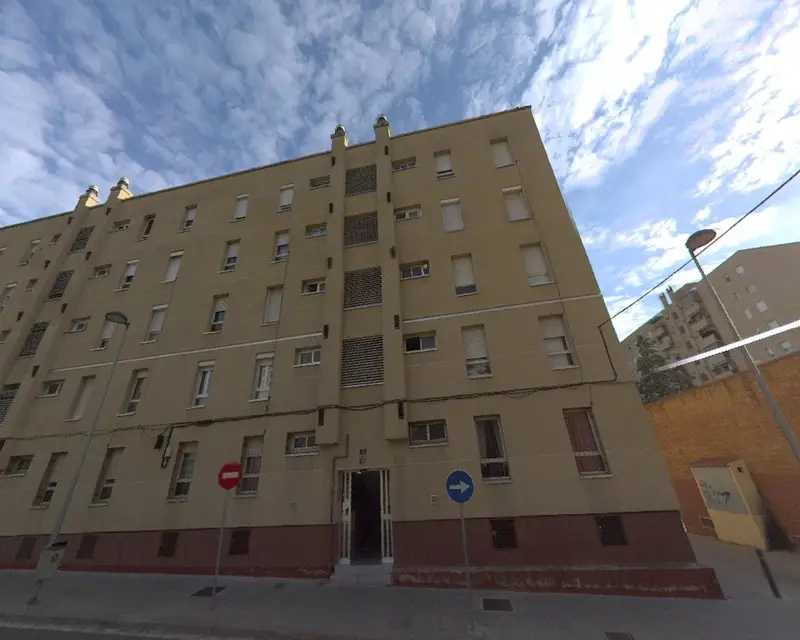 Piso 91m2 4 habitaciones 2 baños Sabadell