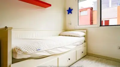 Alquiler Piso 79m2 Carballo 3 habitaciones 2 baños Amueblado