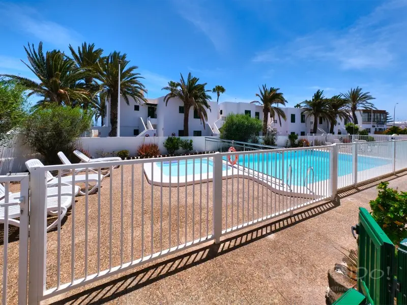 Apartamento en Venta Puerto del Carmen Terraza Piscina Reformado