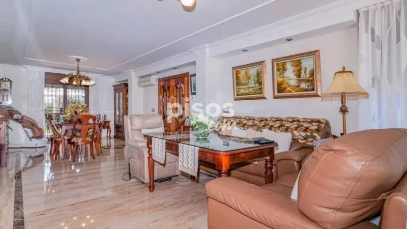 Casa en Venta en Loma Linda Ogiares