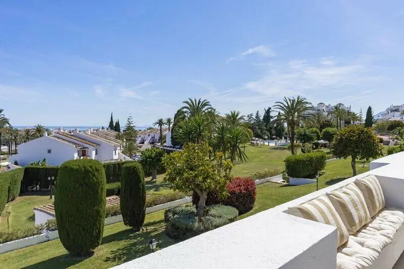 Apartamento 3 Dormitorios Nueva Andalucía  Cerca Puerto Banús