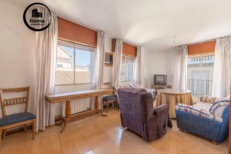 Piso en venta en Granada Centro con vistas a Sierra Nevada