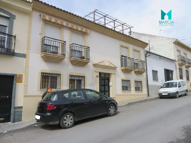 Venta Piso 3 Dormitorios Montemayor Ocupado Inversores