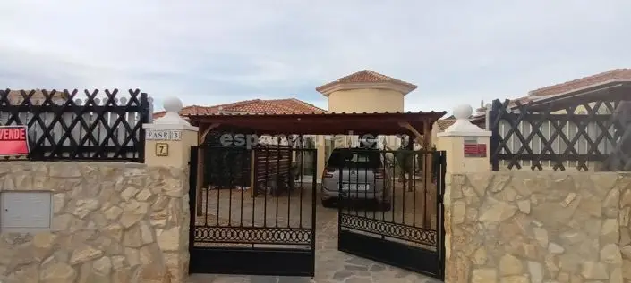 Villa 3 Dormitorios en Venta Cerca Partaloa