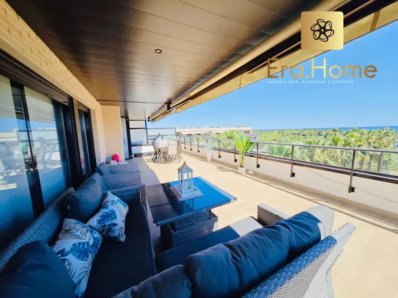 Apartamento en Vilanova i la Geltru con Vistas al Mar