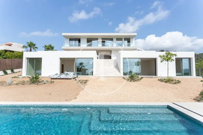 Casa en Can Girona con Vistas al Mar 800m2
