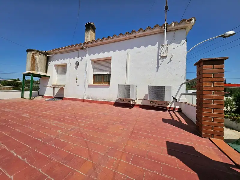 Finca Rustica con Casa en Tortosa