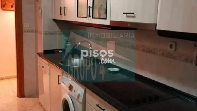Piso en Venta en Urbanización Miralrío Cariñena