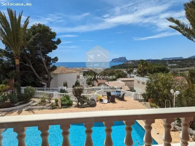 Villa de Lujo en El Portet Moraira con Vistas Panoramicas al Mar