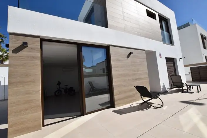 Villa 3 Dormitorios en Venta