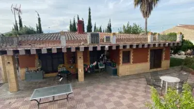 Chalet pareado en venta en Calle del Trote