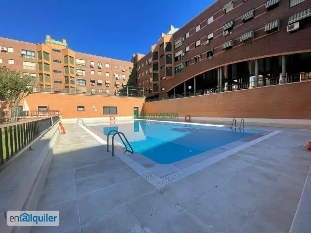 Piso 4 Habitaciones Alcorcon Garaje Piscina Familiar