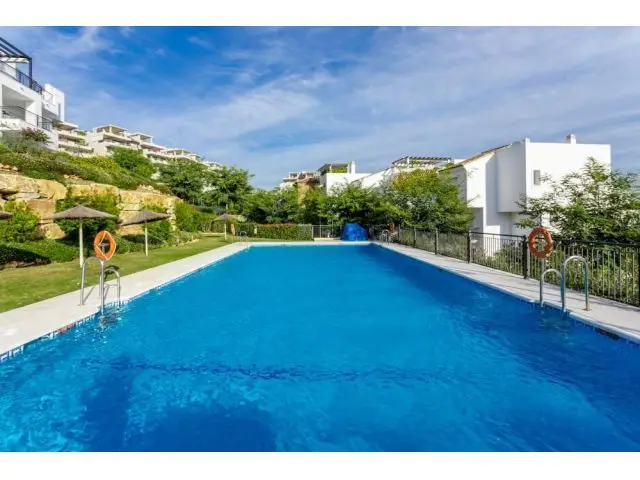 Apartamento en Los Arqueros Benhavis
