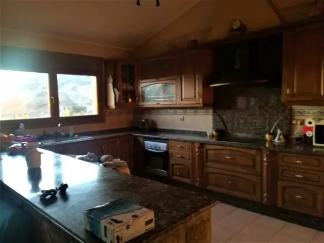 Casa Villa 4 Dormitorios Pedro Espaa Venta