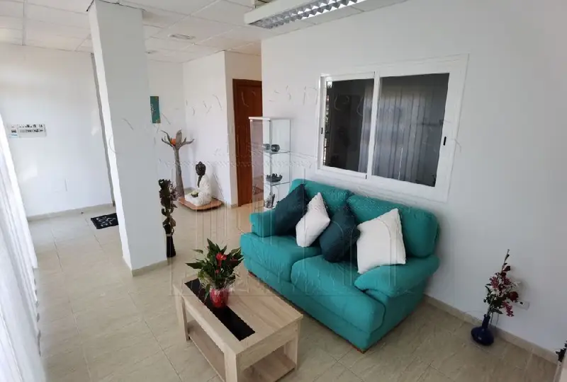 Venta Local Comercial con Garaje en Miami Playa