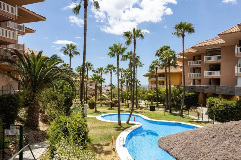 Atico de Lujo en Higueron con Vistas al Mar 2 Dormitorios