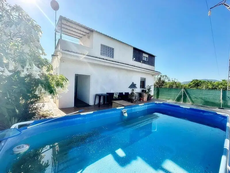 Casa de Campo en Oliva con Vistas Panorámicas