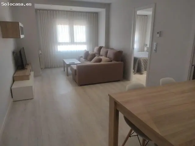 Vivienda Reformada 80m2 Centro Almansa 2 Dormitorios
