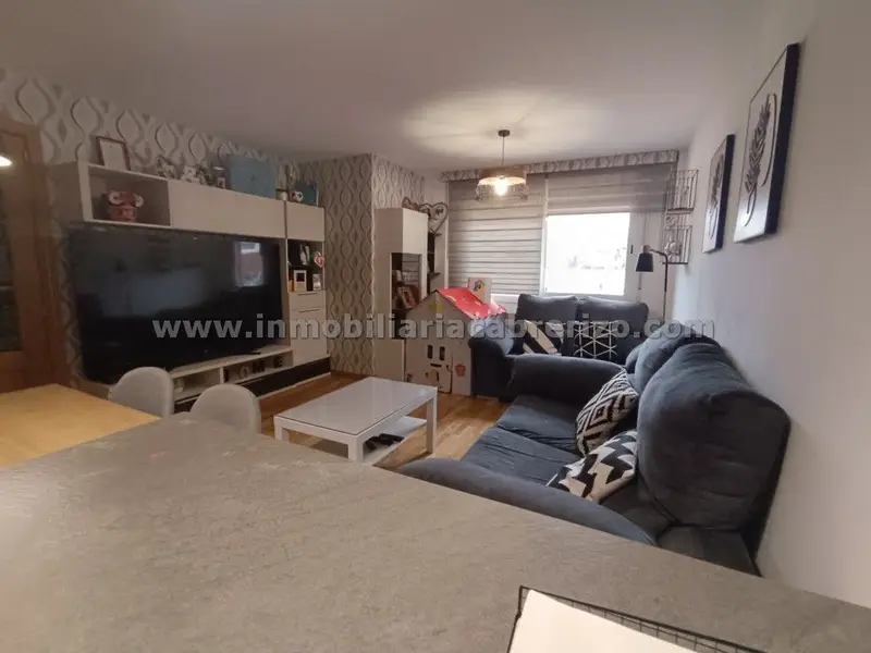 Dúplex en Venta Villamediana de Iregua con Garaje y Piscina