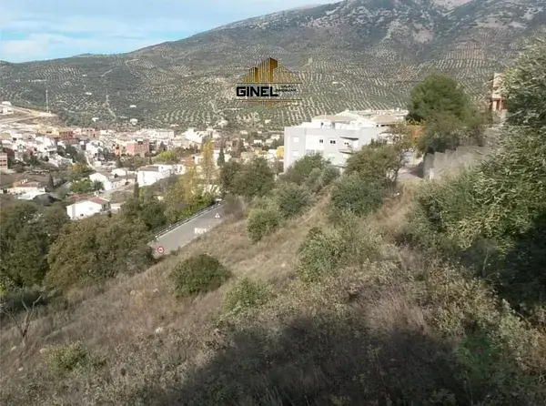Terreno con Vistas Espectaculares Jaen Villares 3500m²