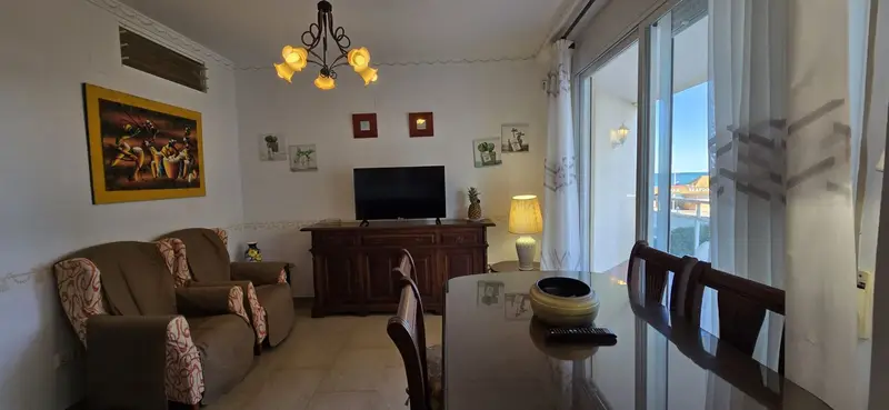 Piso de 2 Dormitorios en venta La Carihuela, España