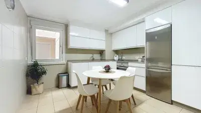 Piso en Alquiler en Ribeira 3 habitaciones 90m2