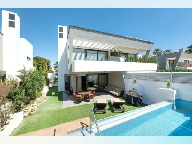 Villa de Lujo 5 Dormitorios Puerto Banus
