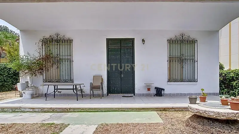 Casa en venta en El Limonar Málaga Gran oportunidad de inversión