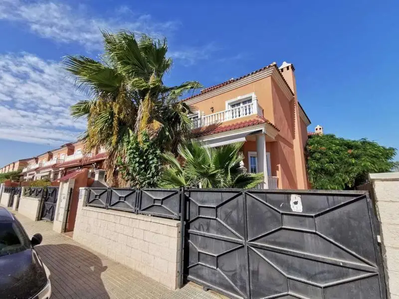 Villa en venta 4 dormitorios Almorad
