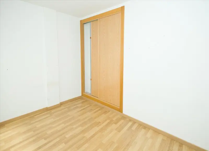 Venta de piso en La Roda centro listo para entrar a vivir