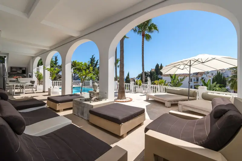 Villa de Lujo 5 Dormitorios Miraflores Alquiler