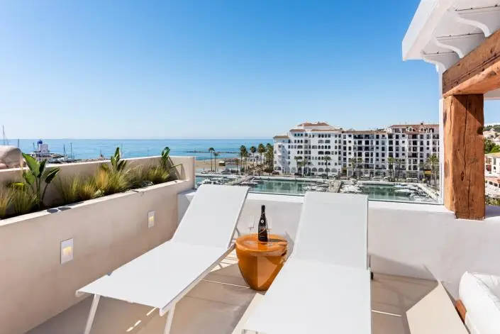 Atico Duplex 4 Dormitorios Piscina Privada Puerto La Duquesa