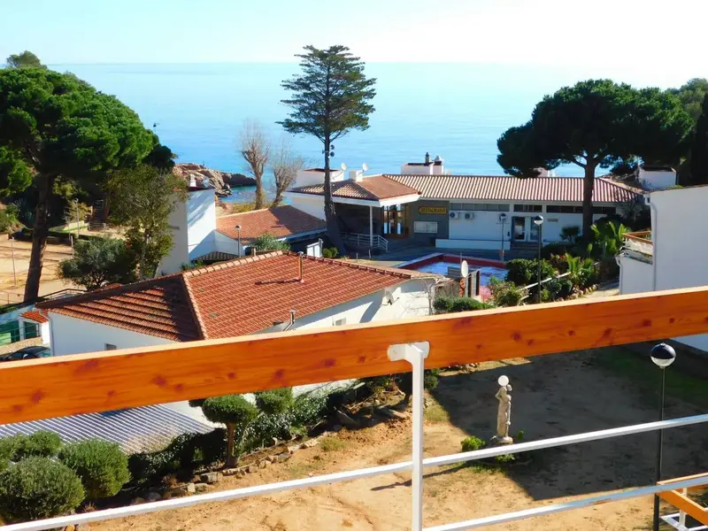 Pareado en Tossa de Mar con Vistas al Mar y Licencia Turistica
