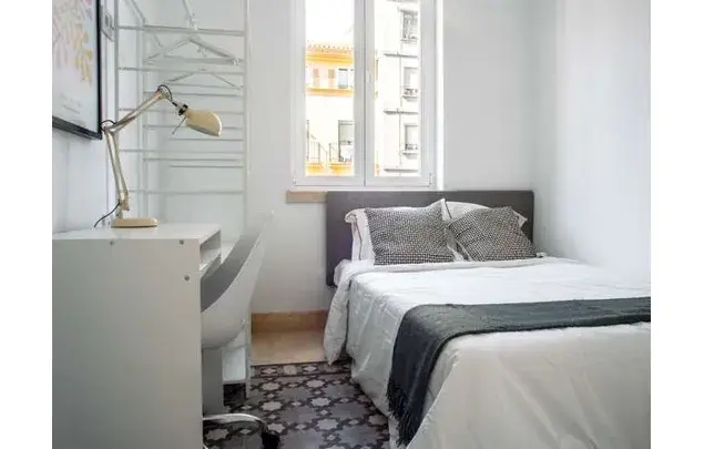 Rent a room in Málaga