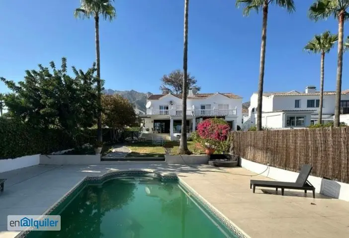 Villa in Golden Mile, good price