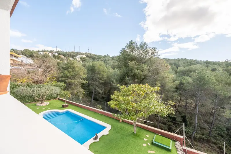 Casa con Chimenea en Canyelles Cerca de Barcelona
