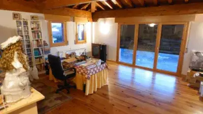 Chalet en venta en Medina de Pomar