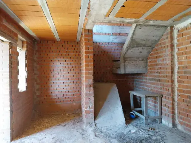 Casa Adosada en Calera y Chozas Obra Parada
