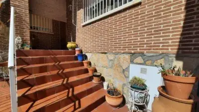 Chalet Adosado en Escalona 137m2 3 Habitaciones Garaje