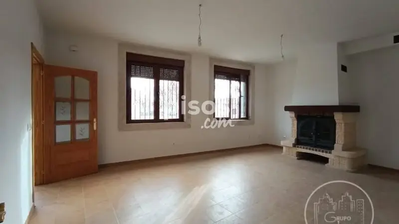 Chalet en Venta en Mingorria Avila