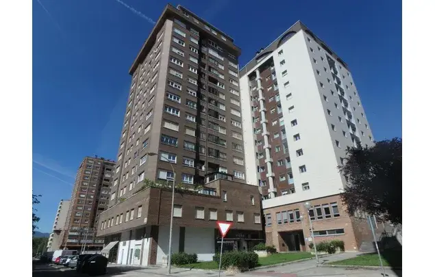 Alquiler Apartamento 3 Dormitorios 104m2 Pamplona