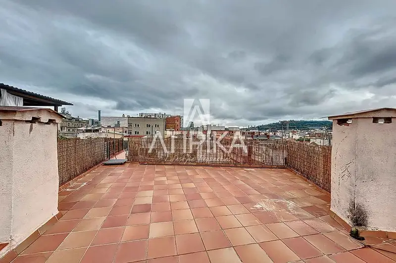 Dúplex en Alquiler Cerca de Plaza Catalunya Barcelona