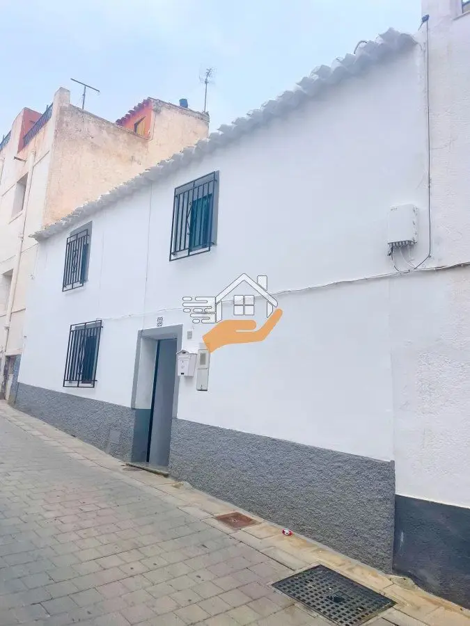 Venta Adosado con Chimenea Velez Rubio