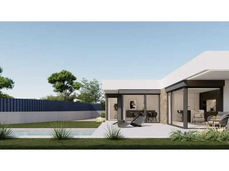 Villa en Romeral con Piscina - 3 Dormitorios - Urbanización Privada