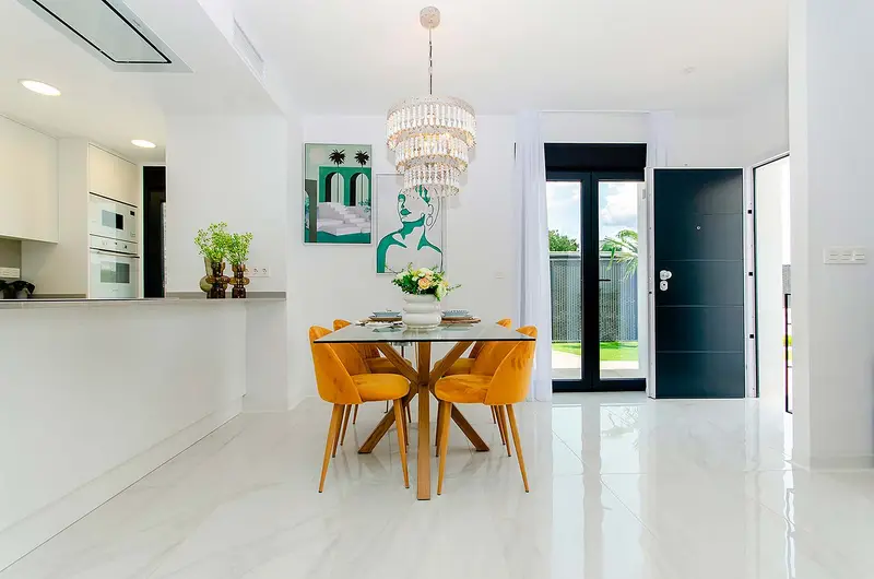 Villa en Venta Los Montesinos con Piscina y Solarium
