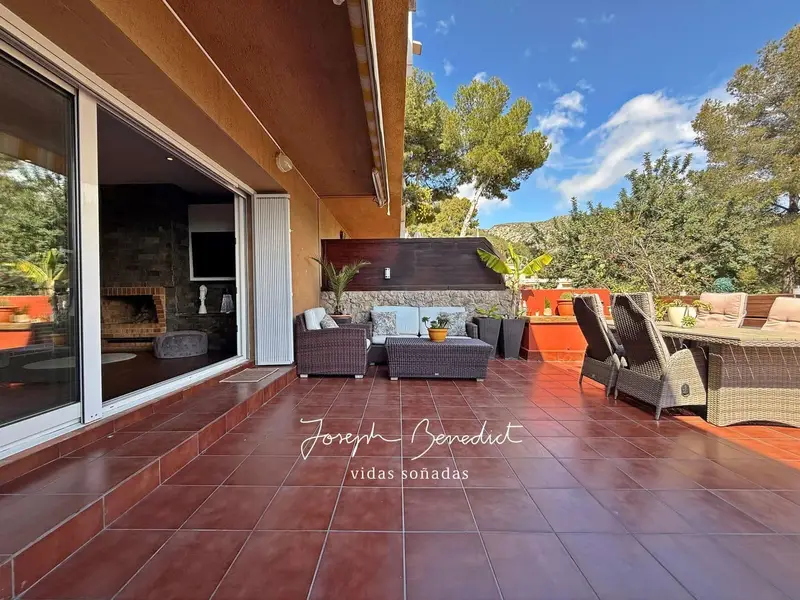 Casa en Castelldefels con Vistas al Mar 187m²