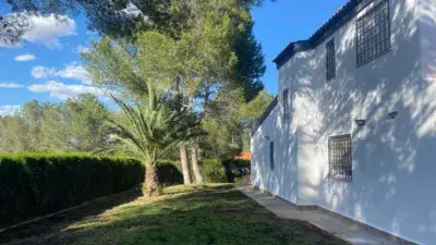 Casa en Alquiler Vilamarxant con Jardin y Piscina