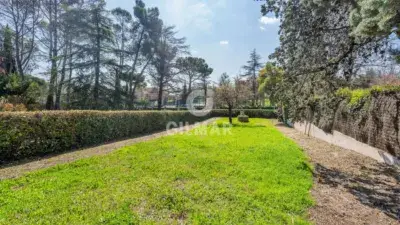 Chalet en Venta Somosaguas  5 Dorm 4 Baños Piscina