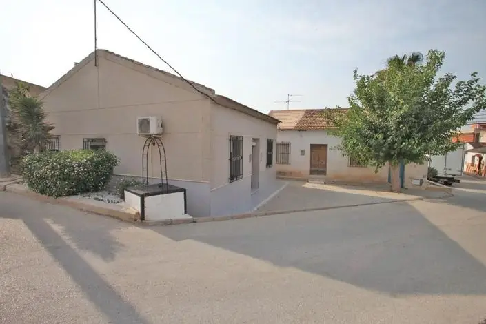 Villa 3 Dormitorios en Venta Arneva Orihuela