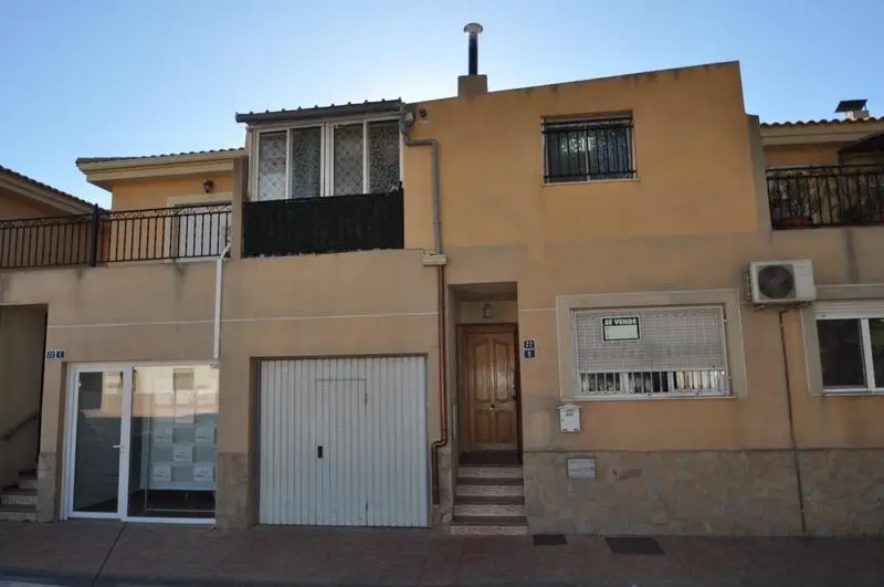 6 Cuarto Adosado en Pinoso Alicante